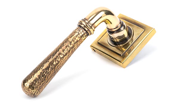 46072 - Aged Brass Hammered Newbury Lever on Rose Set (Square)