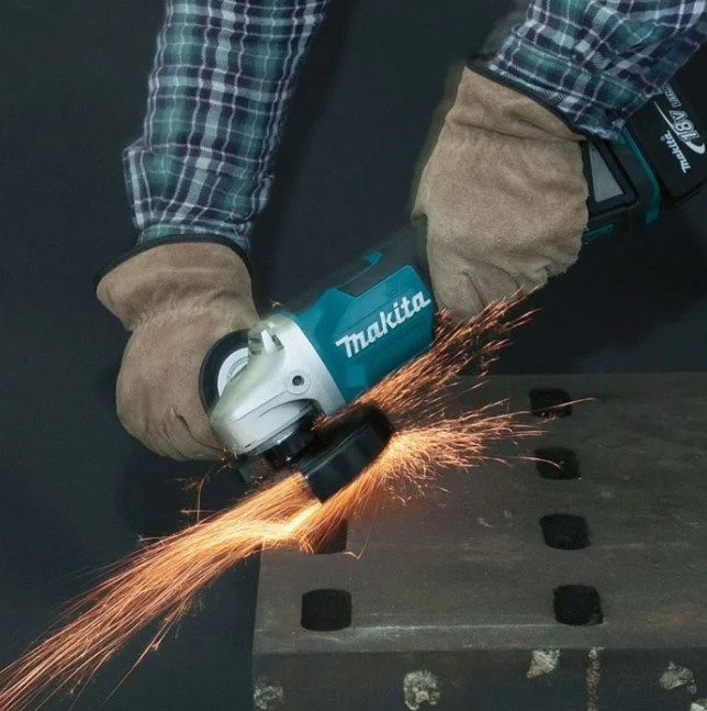 MAKDGA452Z 4