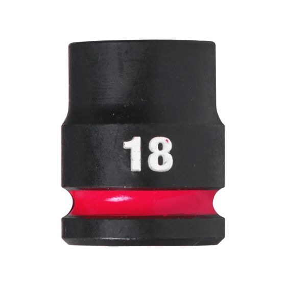 18mm x 1/2" DRIVE SHOCKWAVE SHORT IMPACT SOCKET  MILWAUKEE