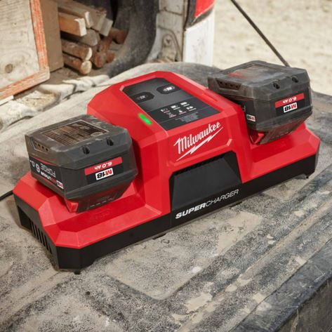 M18DBSC DUAL BAY SUPER CHARGER GB2 18V MILWAUKEE