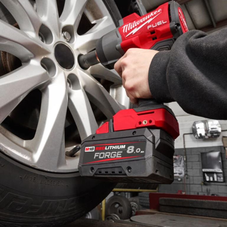 M18FB8 8Ah LI-ON FORGE BATTERY PACK 18V MILWAUKEE