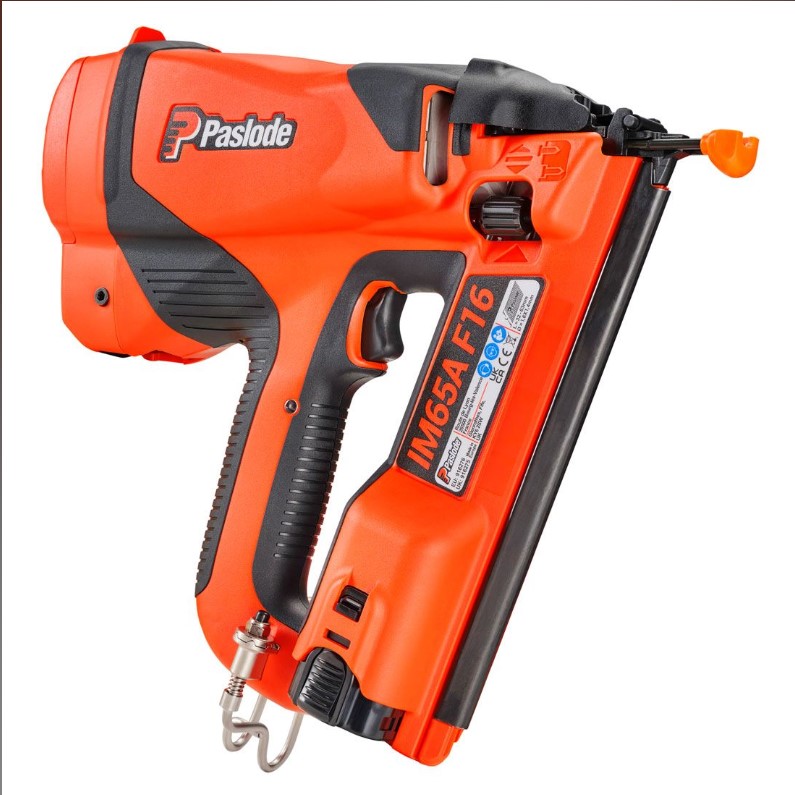 IM65A ANGLED BRAD GAS NAILER PASLODE