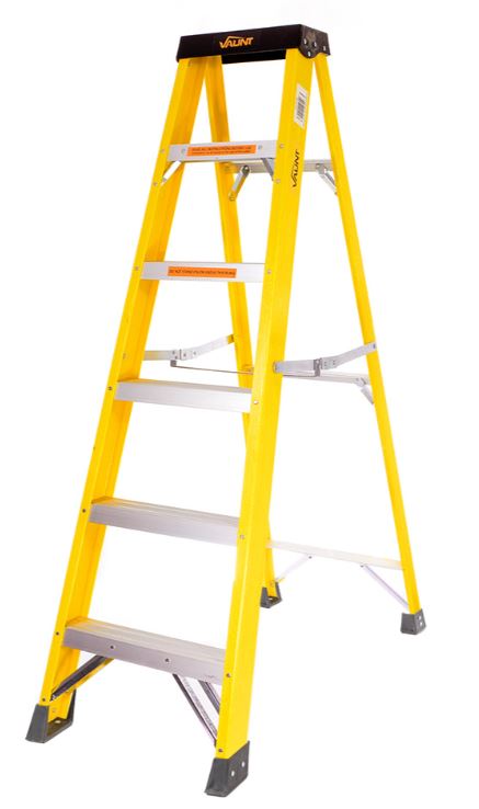 6 TREAD (INC. TOP) GRP SWINGBACK STEPS 1.67-MTR CLOSED YELLOW VAUNT